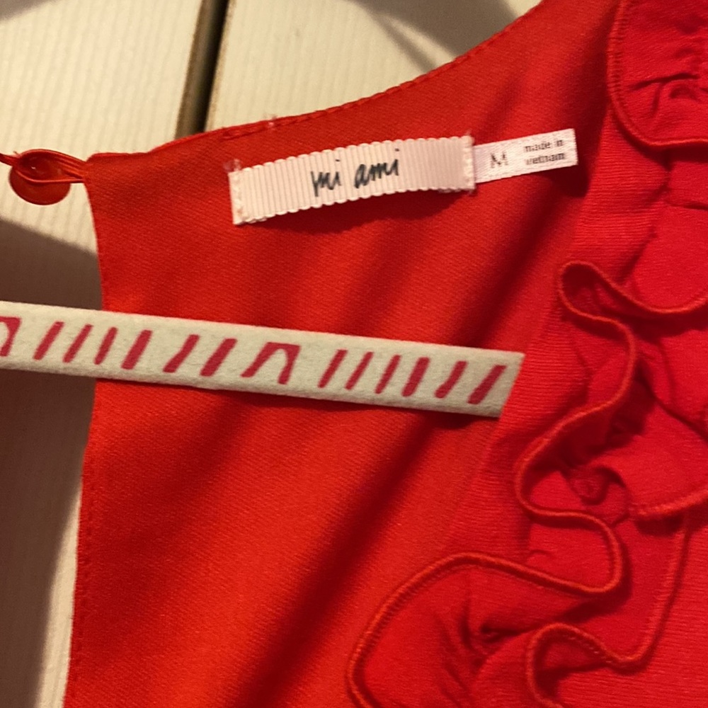 Red Dress ✨ - Picture 2 of 2